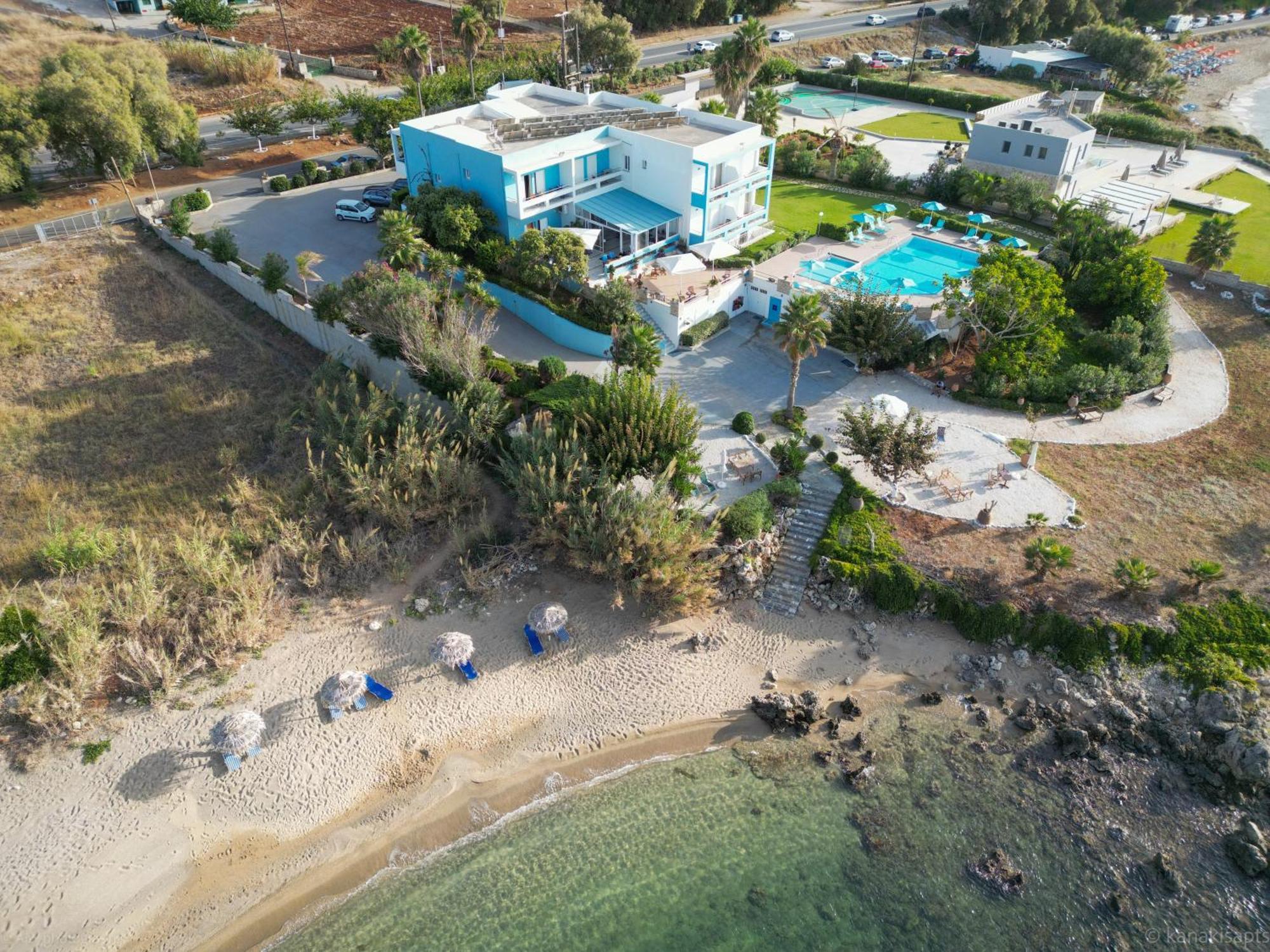 Kanakis Blue Beach Apartments Petres  Exterior photo