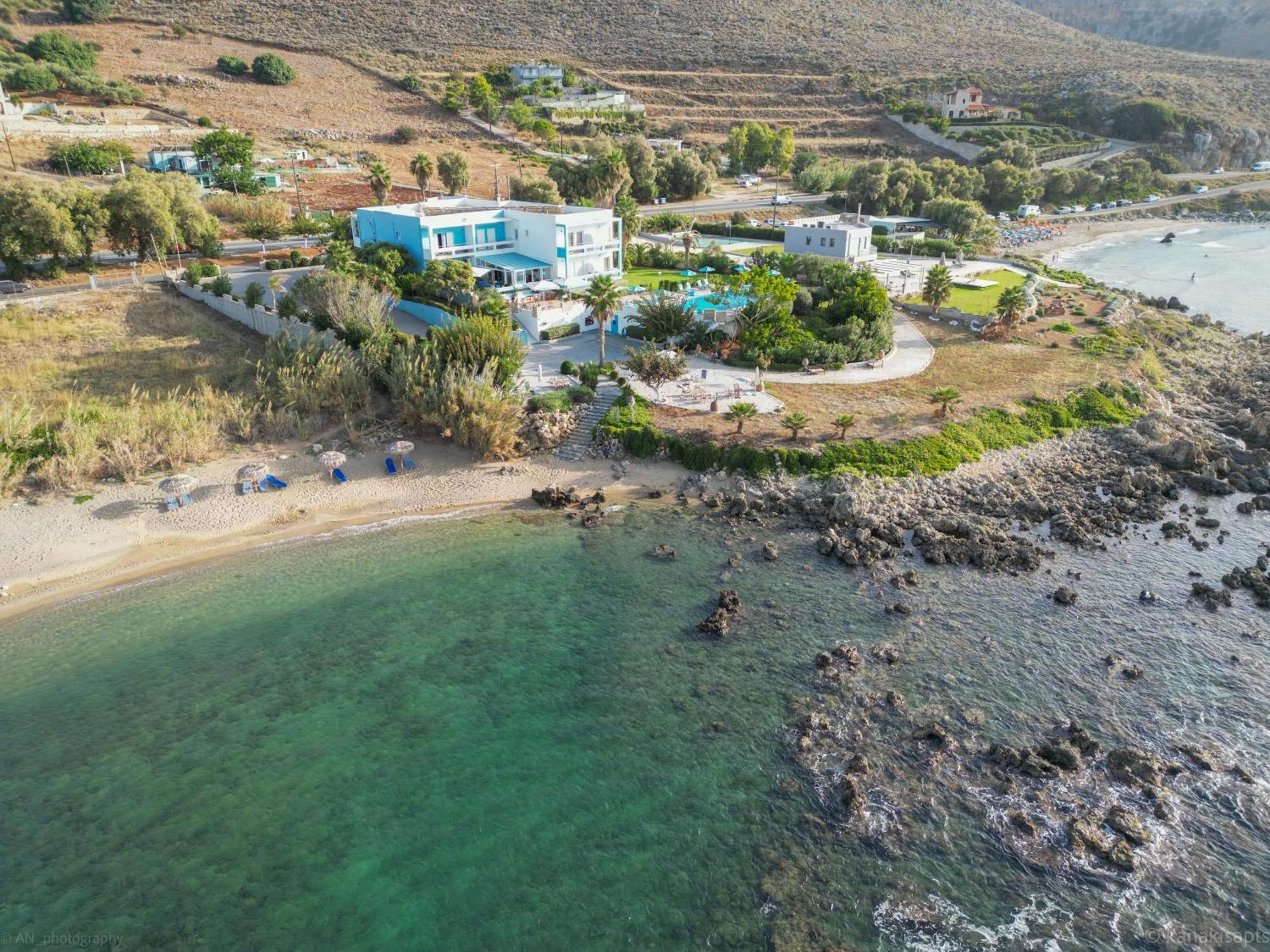 Kanakis Blue Beach Apartments Petres  Exterior photo
