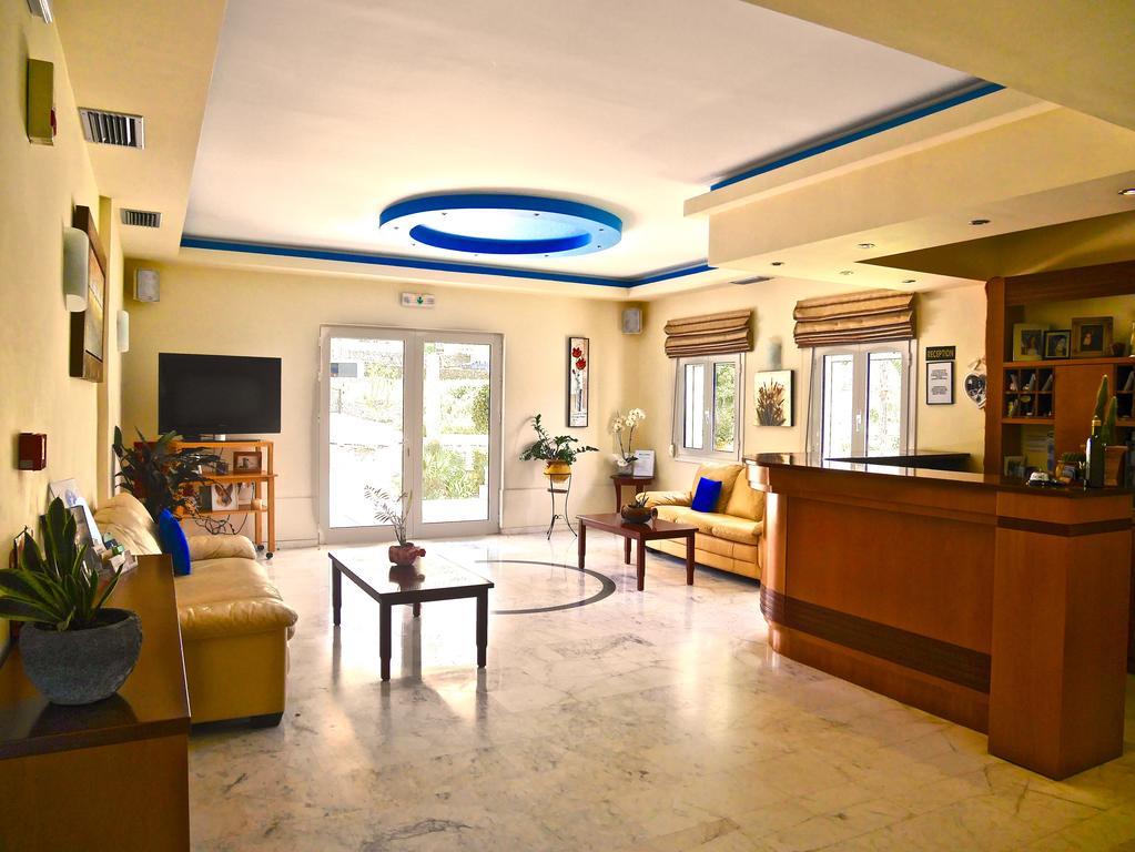 Kanakis Blue Beach Apartments Petres  Exterior photo