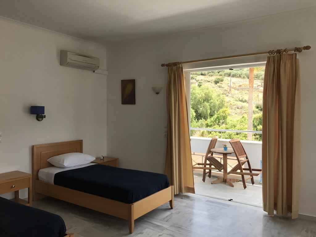 Kanakis Blue Beach Apartments Petres  Exterior photo