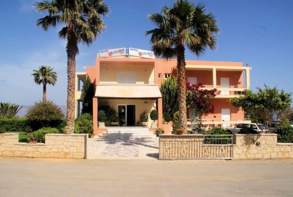 Kanakis Blue Beach Apartments Petres  Exterior photo